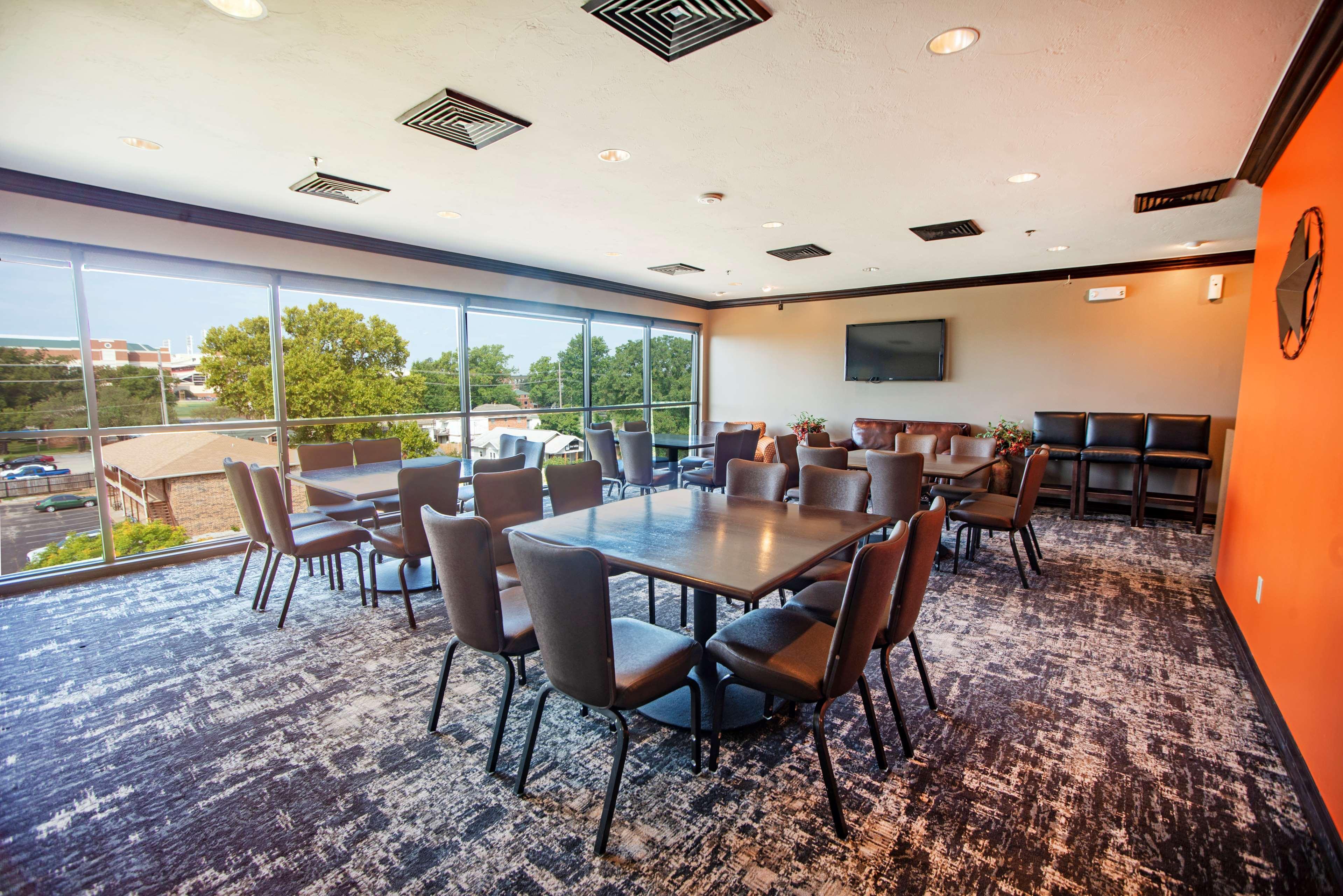 Best Western Plus Cimarron Hotel & Suites Стилуотер Экстерьер фото